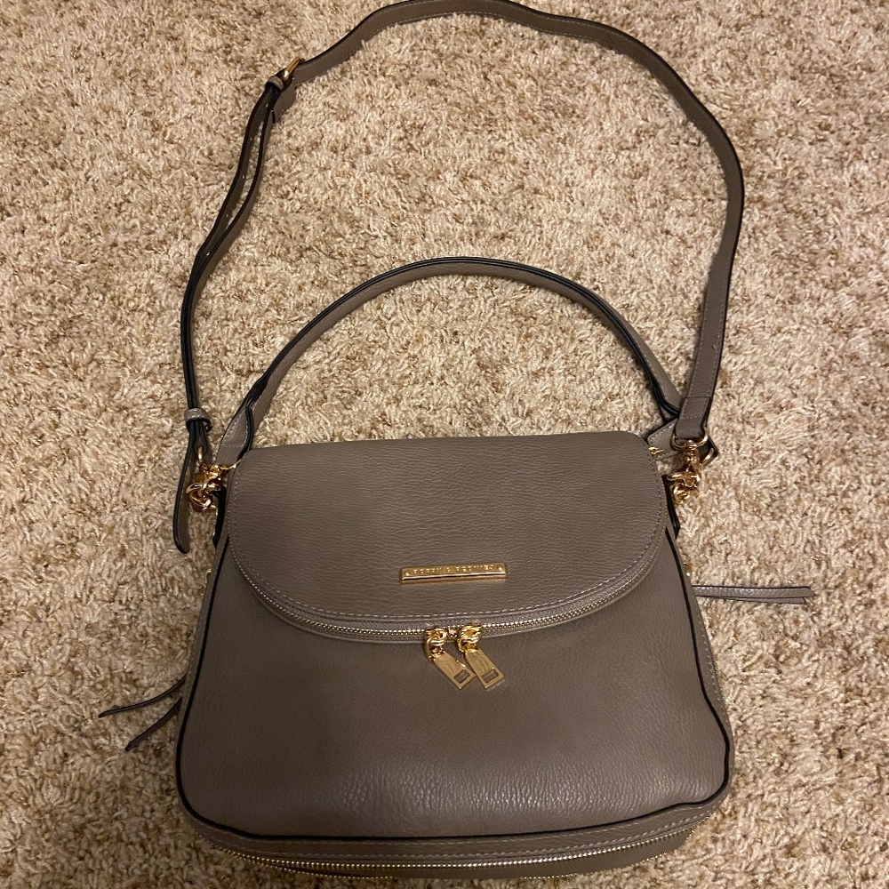 Crossbody purse